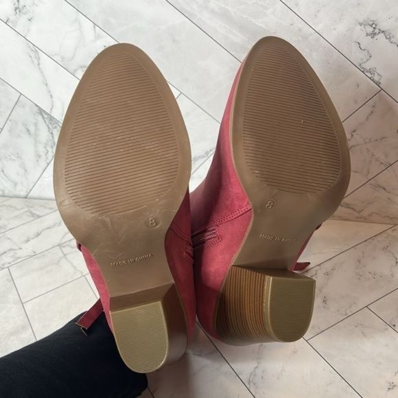 NWT Journee Collection Womens Red Vally Cloth Ankle Boot Shoe Size 8M - Picture 7 of 9